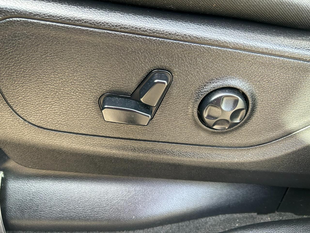 RAM 1500 Big Horn Crew Cab LWB 4WD 2020