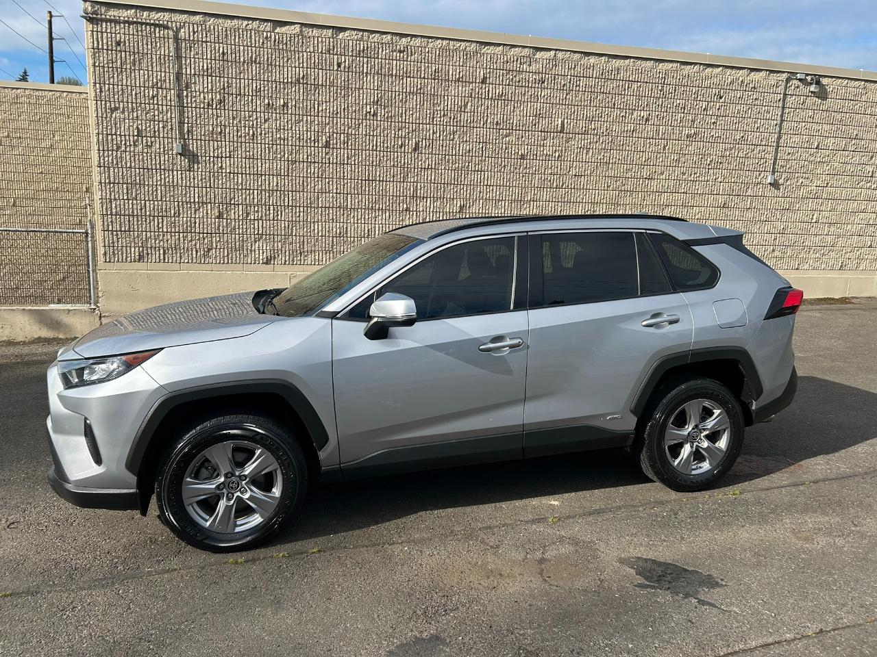 Toyota RAV4 Hybrid LE 2022