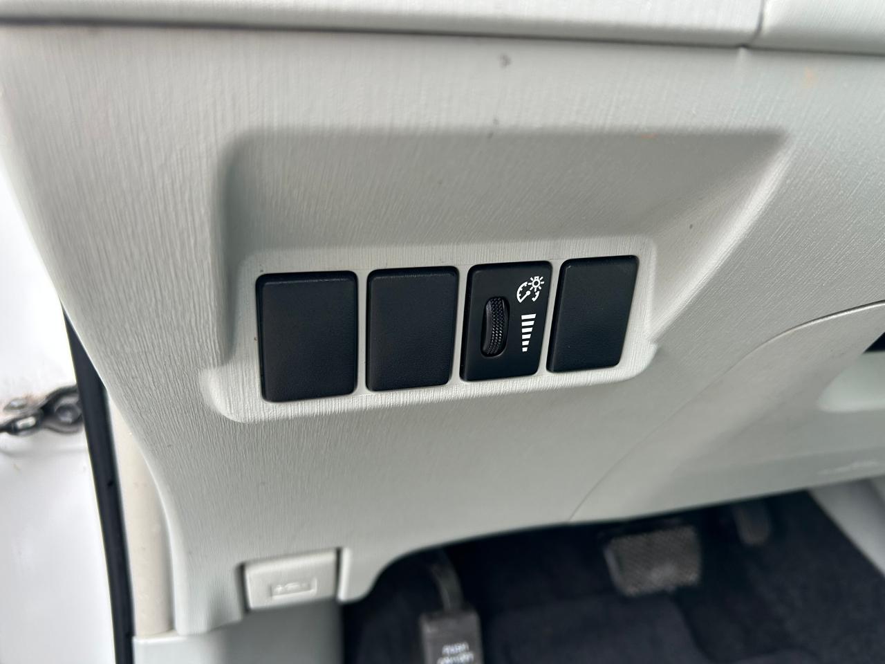 Toyota Prius V Three 2012