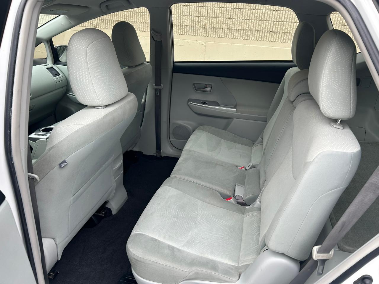 Toyota Prius V Three 2012