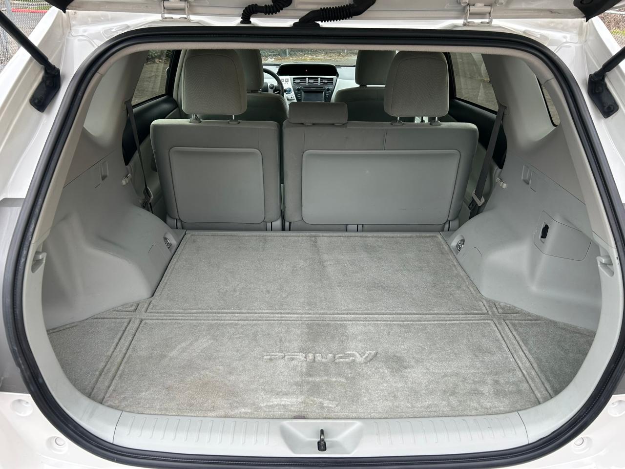 Toyota Prius V Three 2012