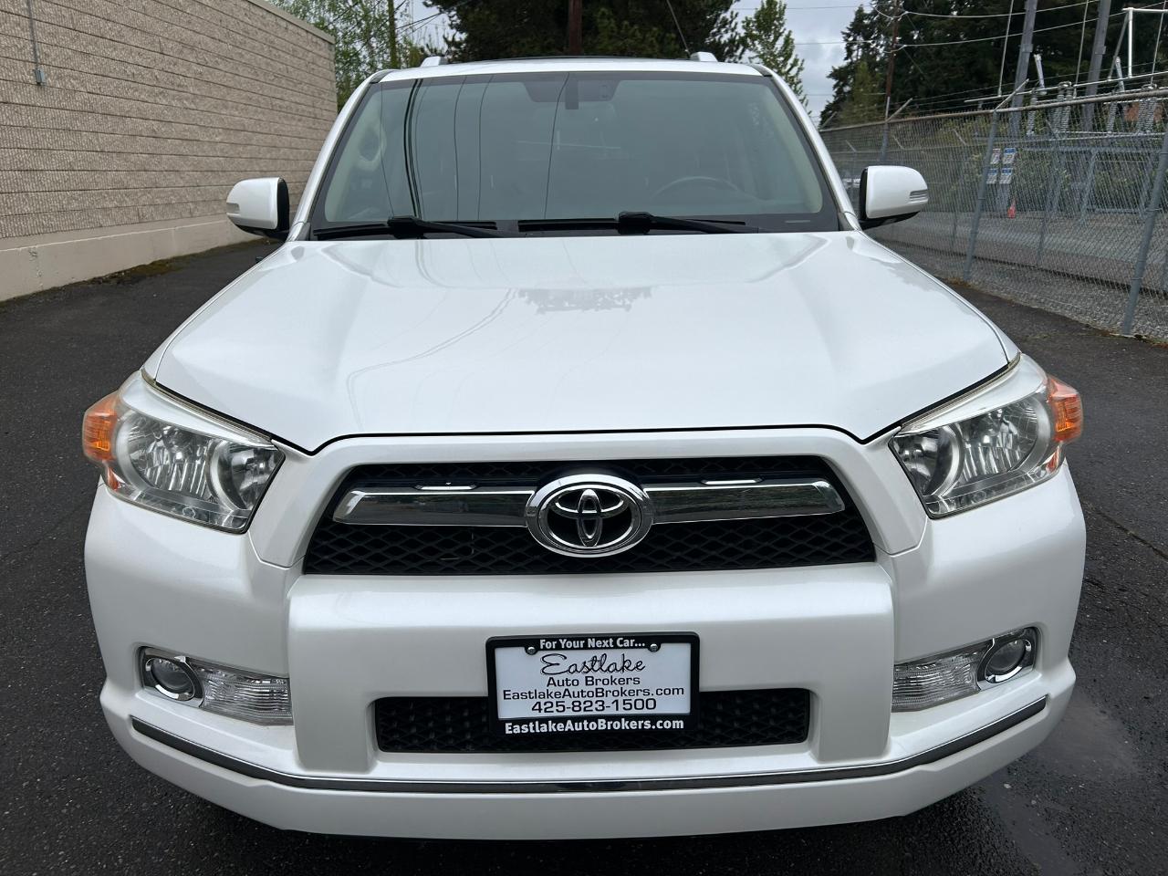 Toyota 4Runner Limited 4WD V6 2010