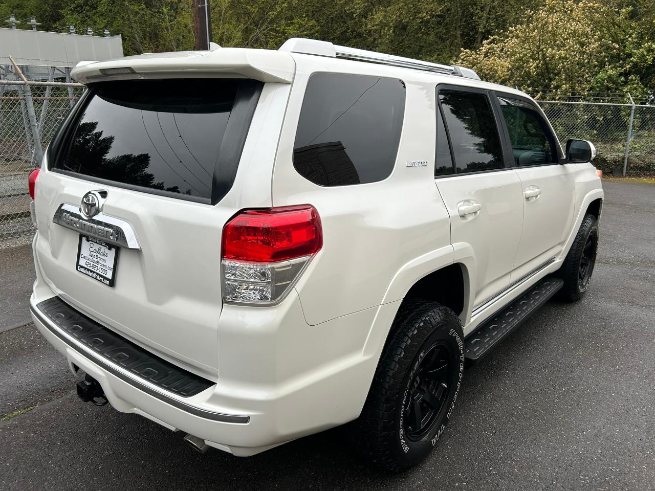 Toyota 4Runner Limited 4WD V6 2010