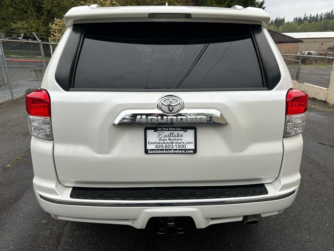 Toyota 4Runner Limited 4WD V6 2010