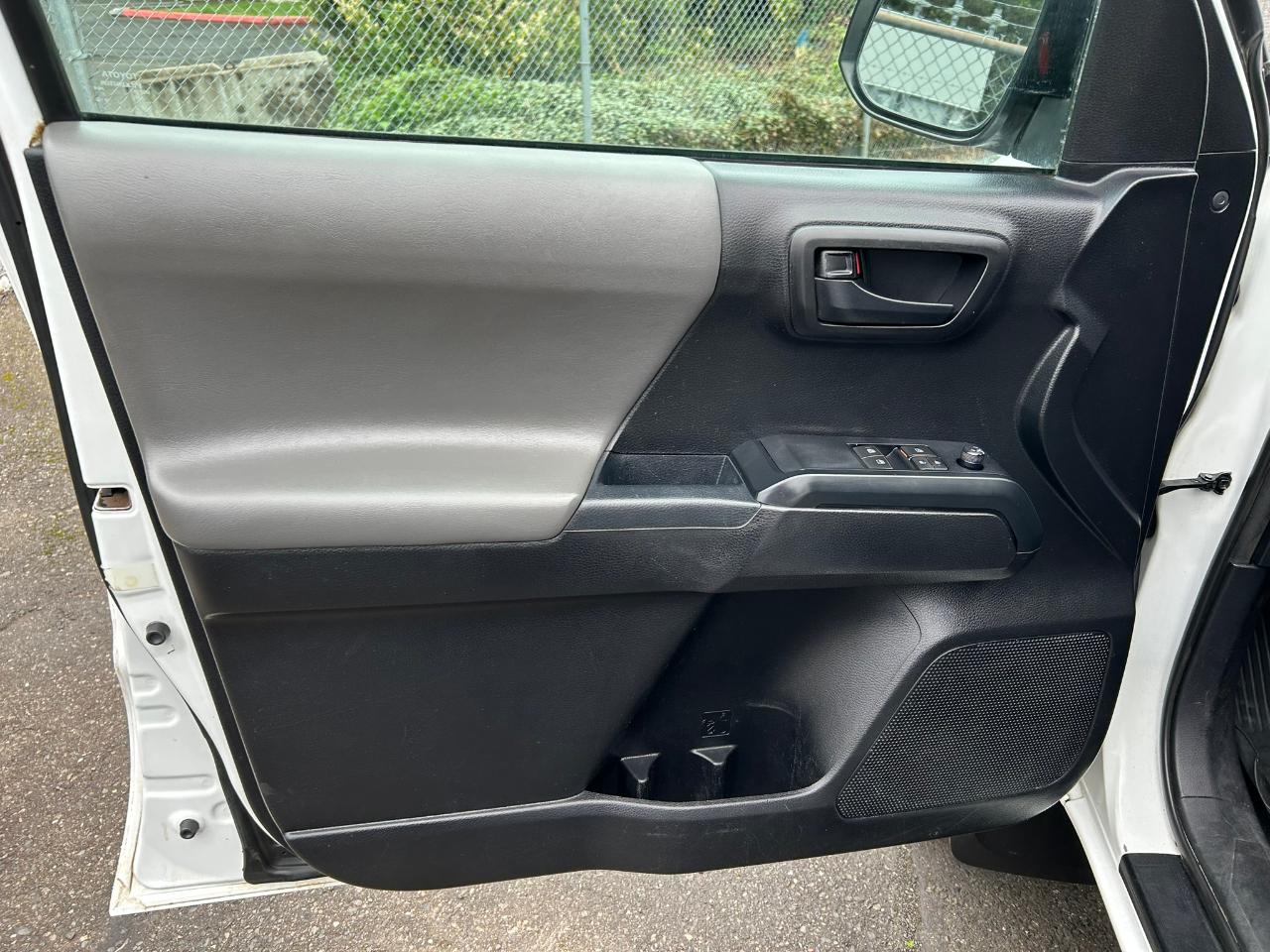 Toyota Tacoma SR5 Access Cab V6 6AT 4WD 2019