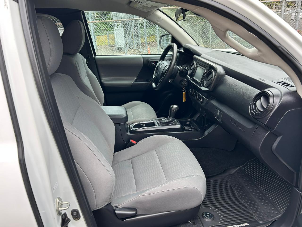 Toyota Tacoma SR5 Access Cab V6 6AT 4WD 2019