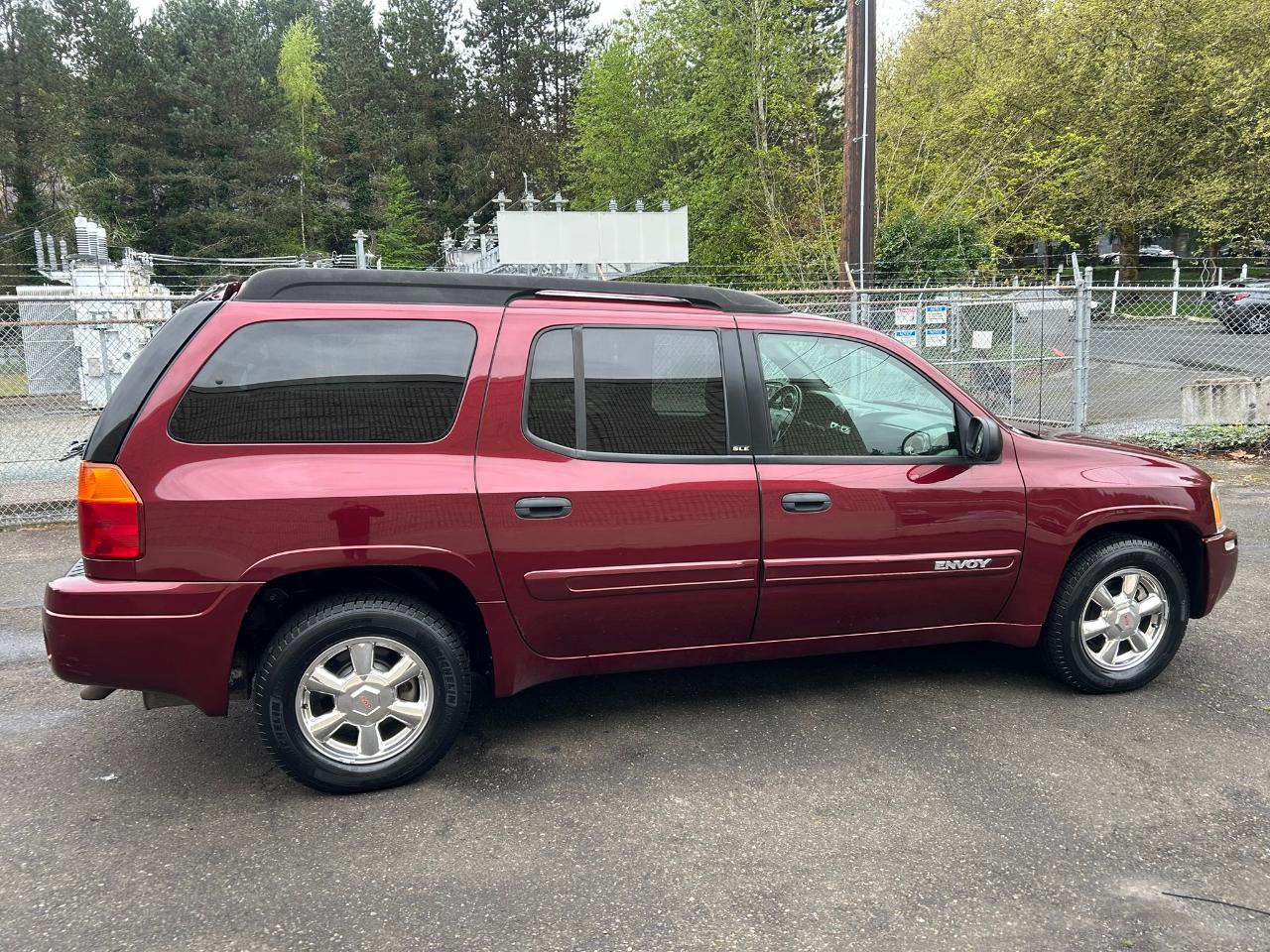 GMC Envoy XL SLE 4WD 2003