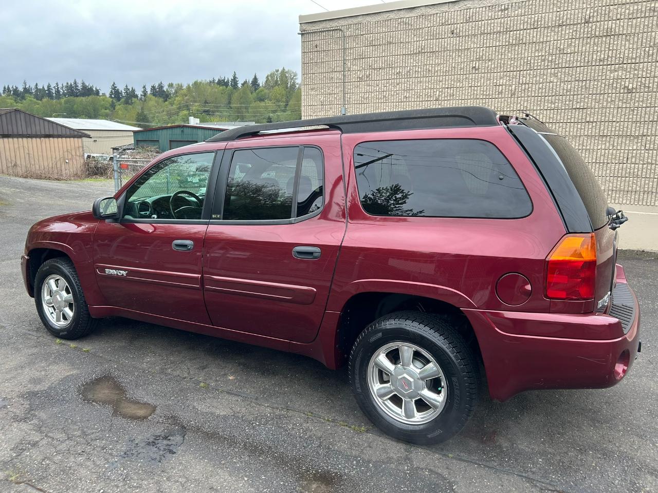 GMC Envoy XL SLE 4WD 2003