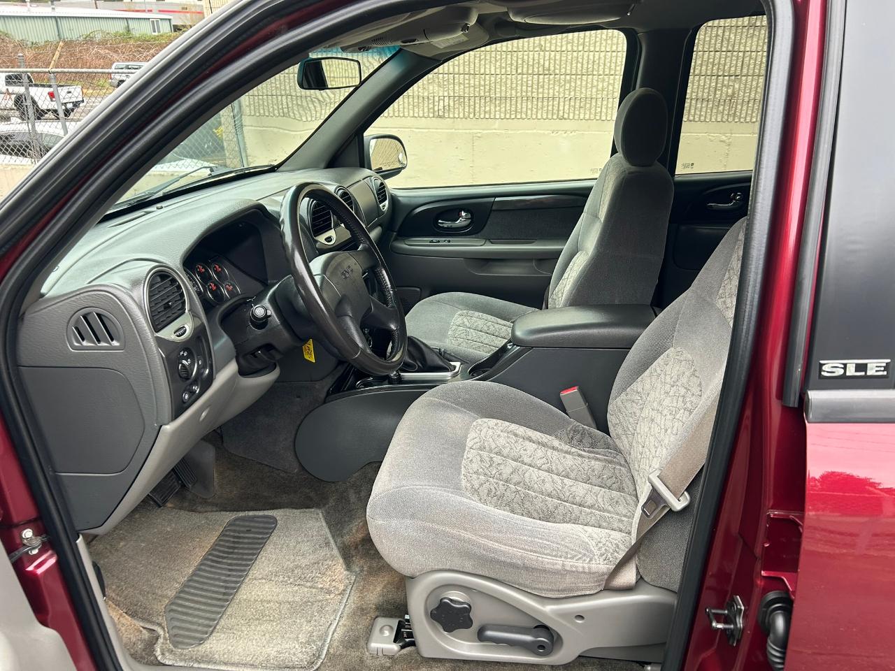 GMC Envoy XL SLE 4WD 2003