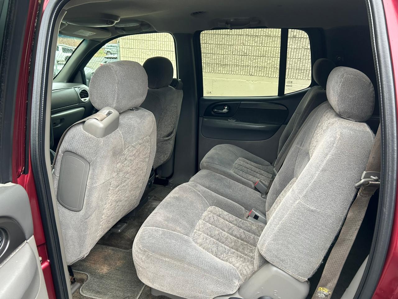 GMC Envoy XL SLE 4WD 2003