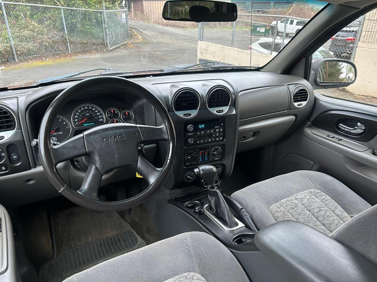 GMC Envoy XL SLE 4WD 2003