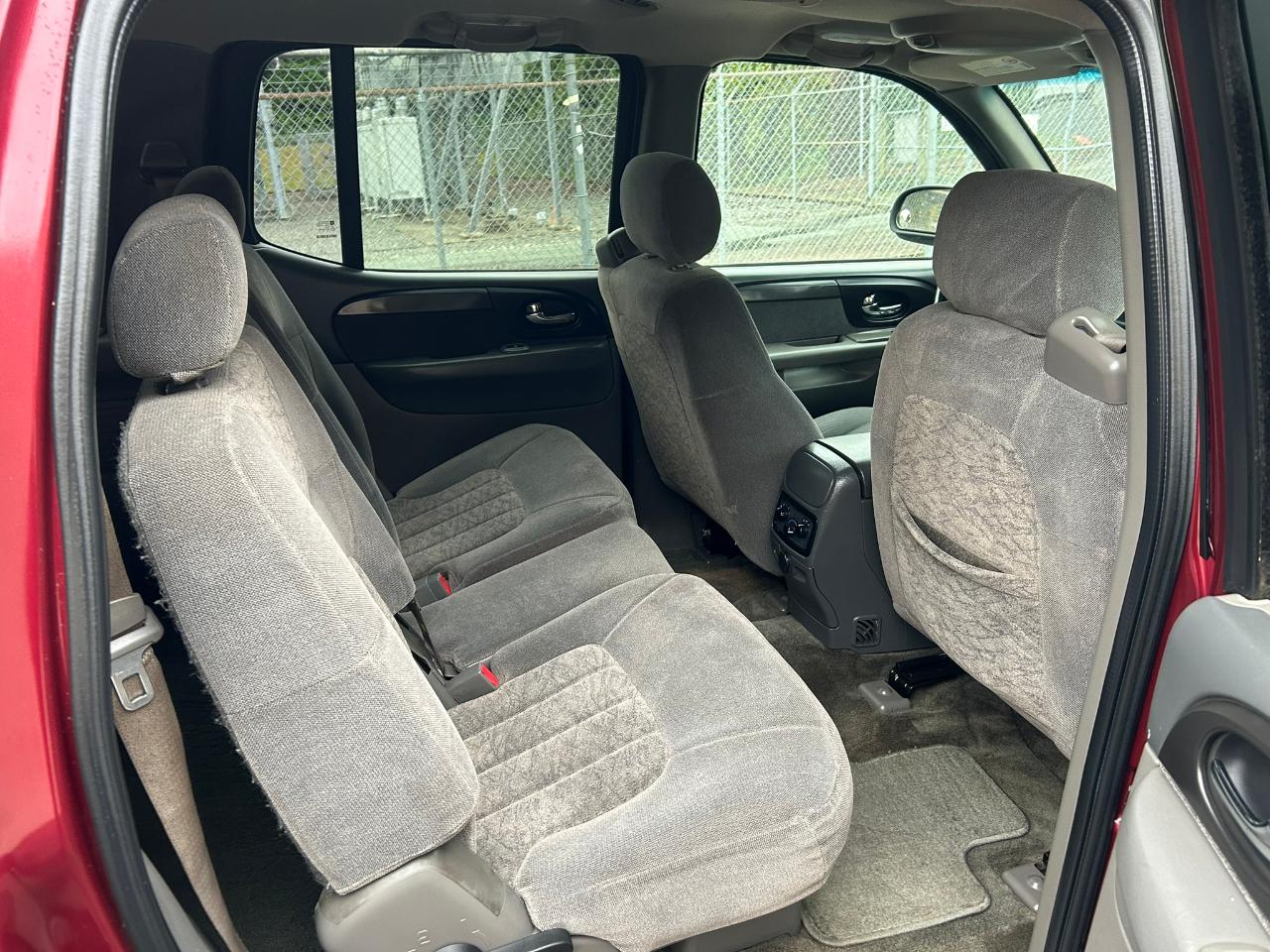 GMC Envoy XL SLE 4WD 2003