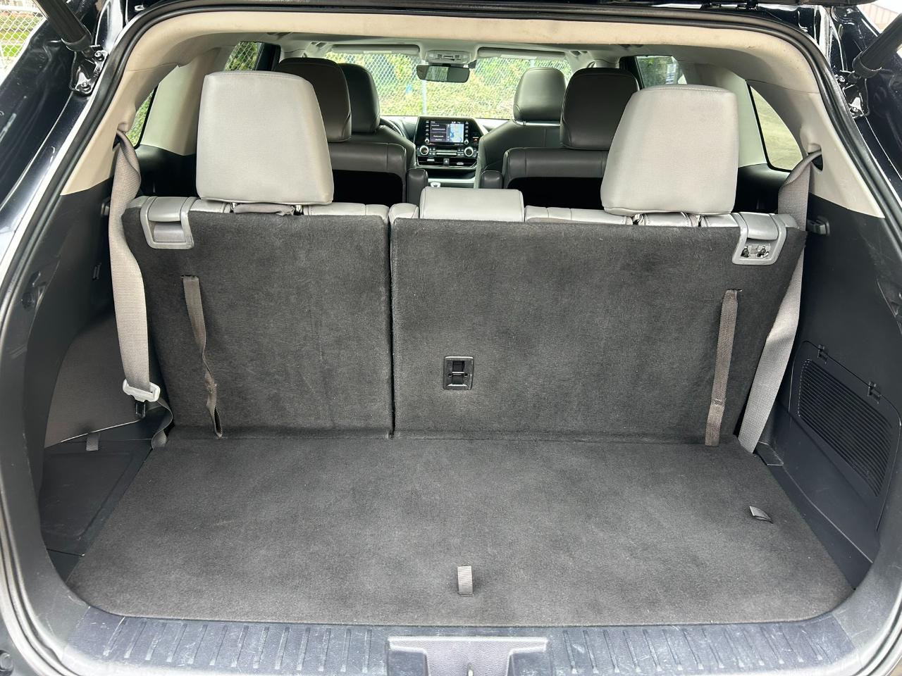 Toyota Highlander Hybrid XLE 2021