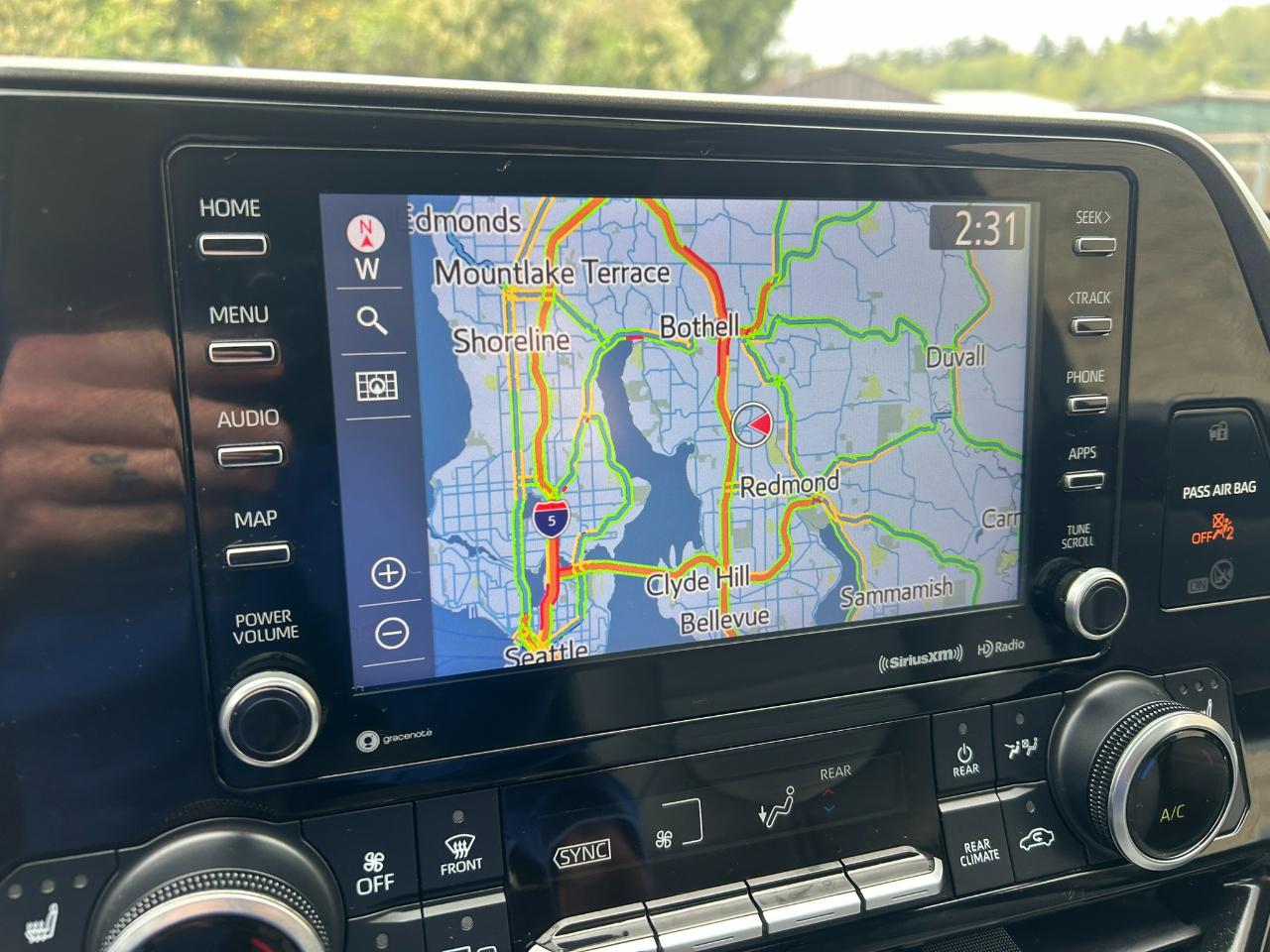 Toyota Highlander Hybrid XLE 2021