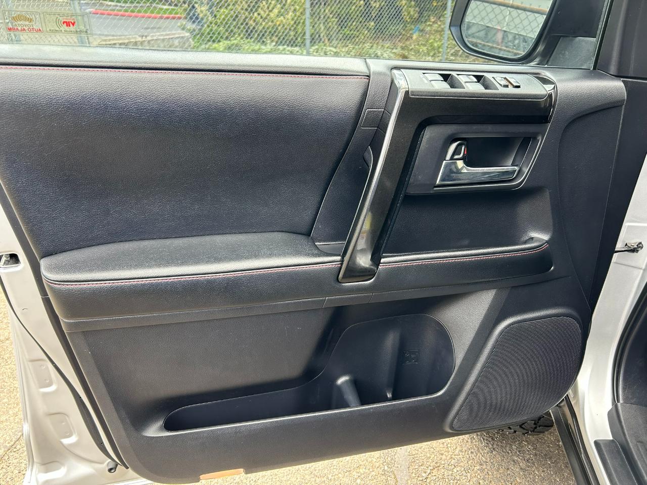 Toyota 4Runner  2014