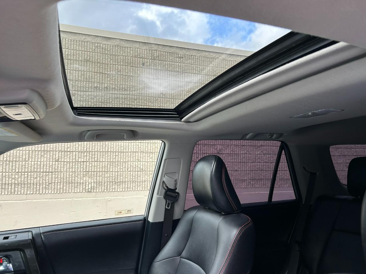 Toyota 4Runner  2014