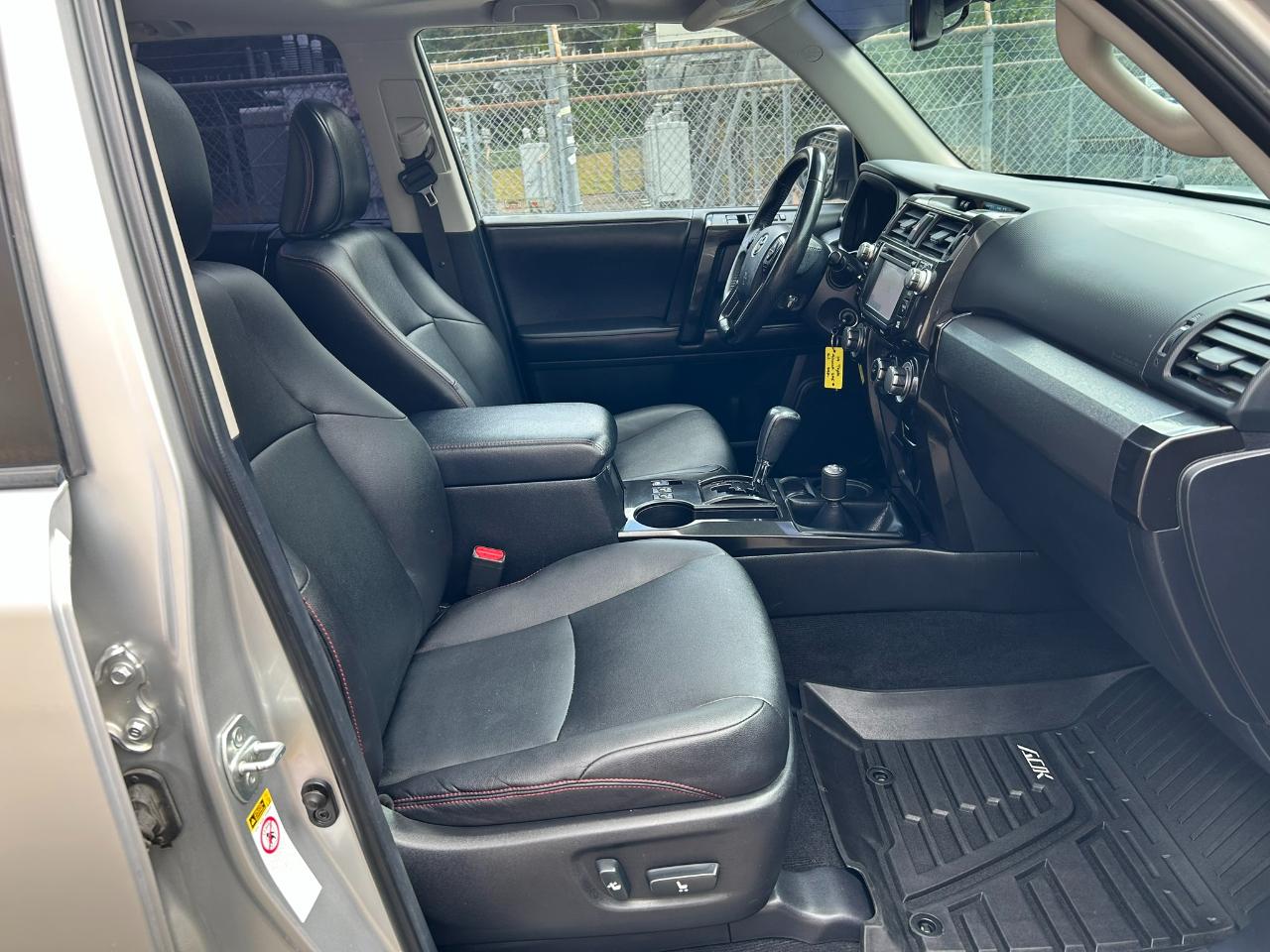 Toyota 4Runner  2014