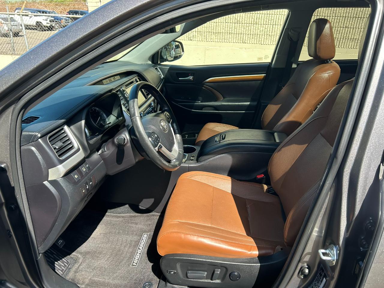 Toyota Highlander Hybrid Limited Platinum AWD 2017