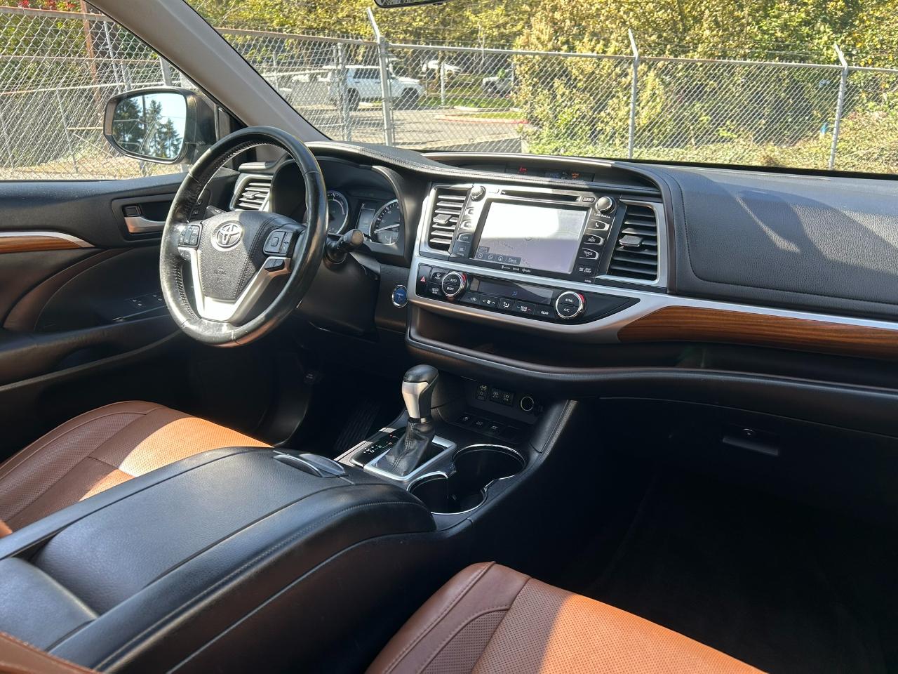 Toyota Highlander Hybrid Limited Platinum AWD 2017