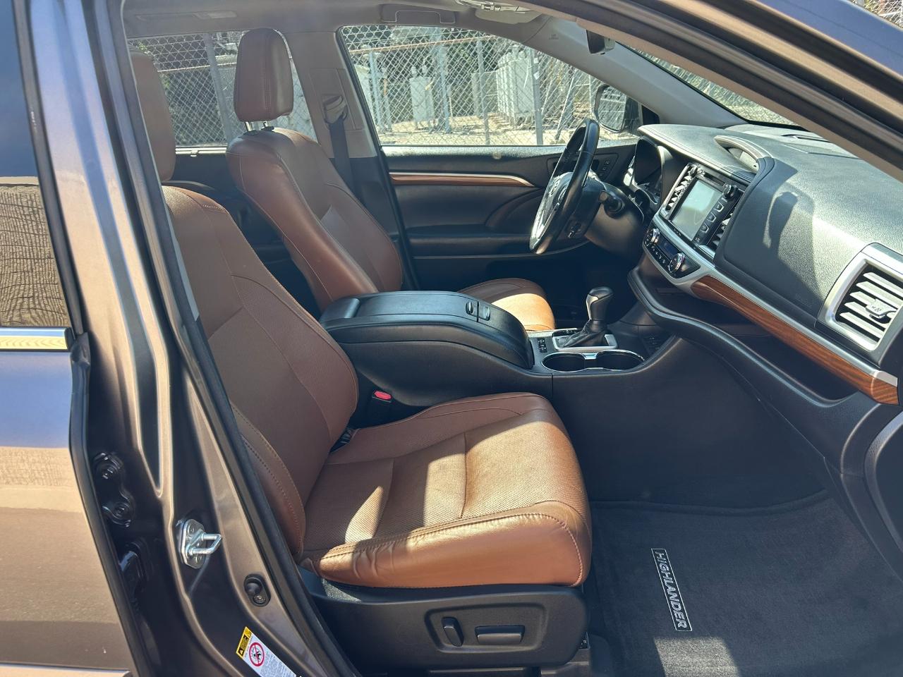 Toyota Highlander Hybrid Limited Platinum AWD 2017