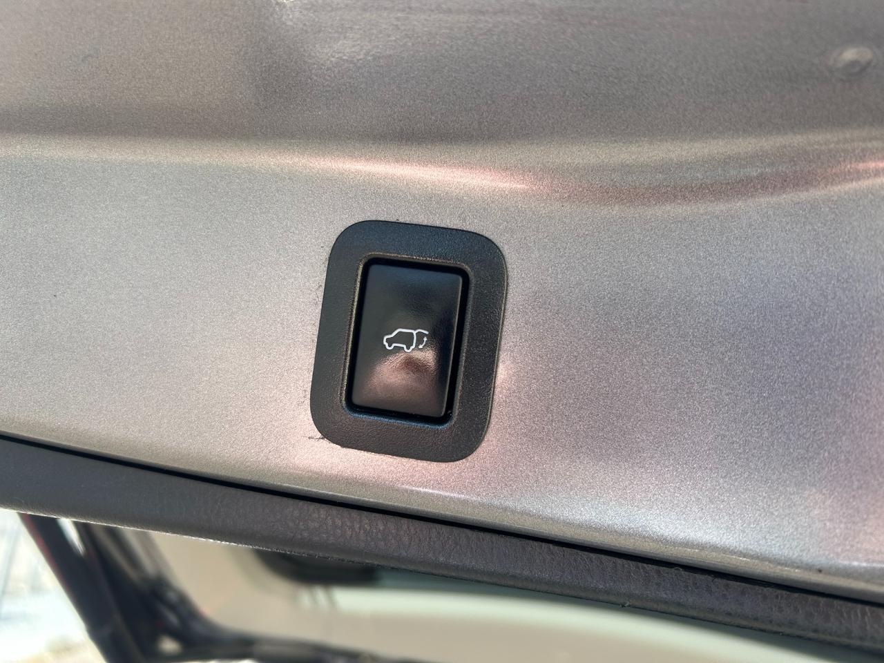 Toyota Highlander Hybrid Limited Platinum AWD 2017