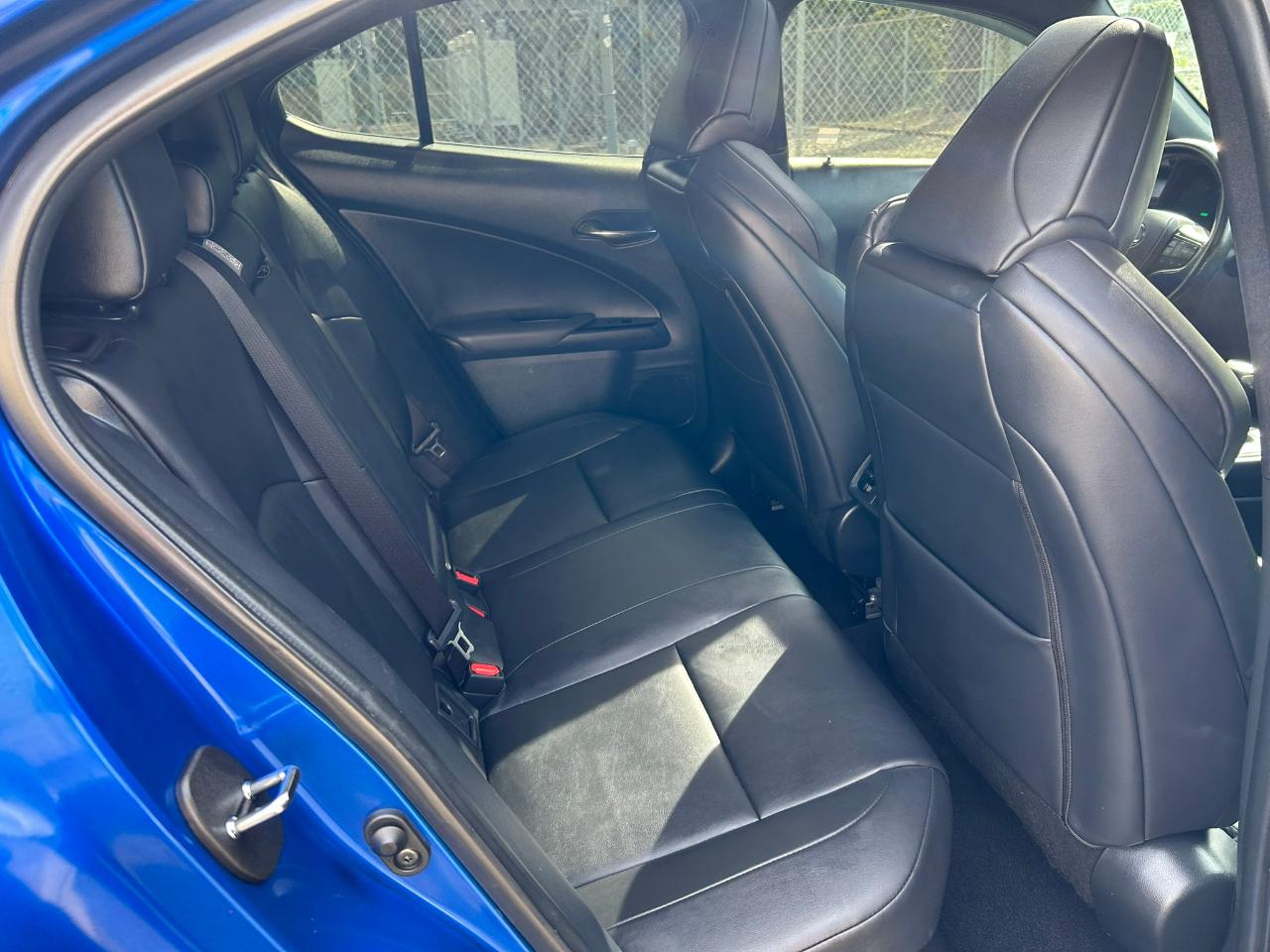 Lexus UX 250h F SPORT 2020