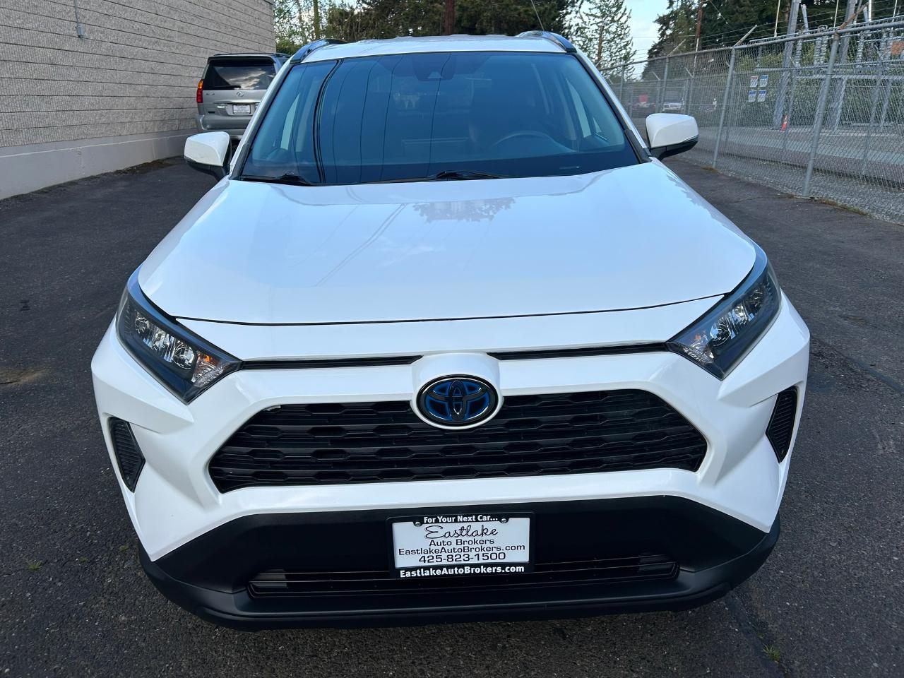 Toyota RAV4 Hybrid LE 2021