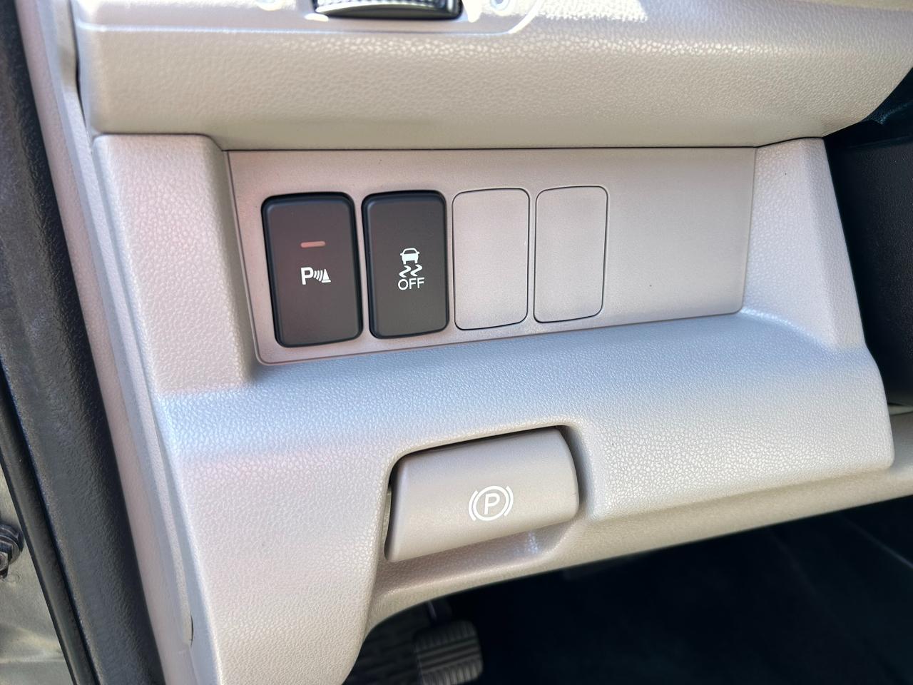 Honda Pilot Touring 4WD 5-Spd AT with DVD 2013