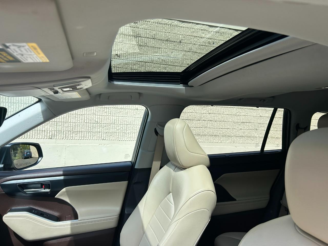 Toyota Highlander Hybrid XLE AWD 2022