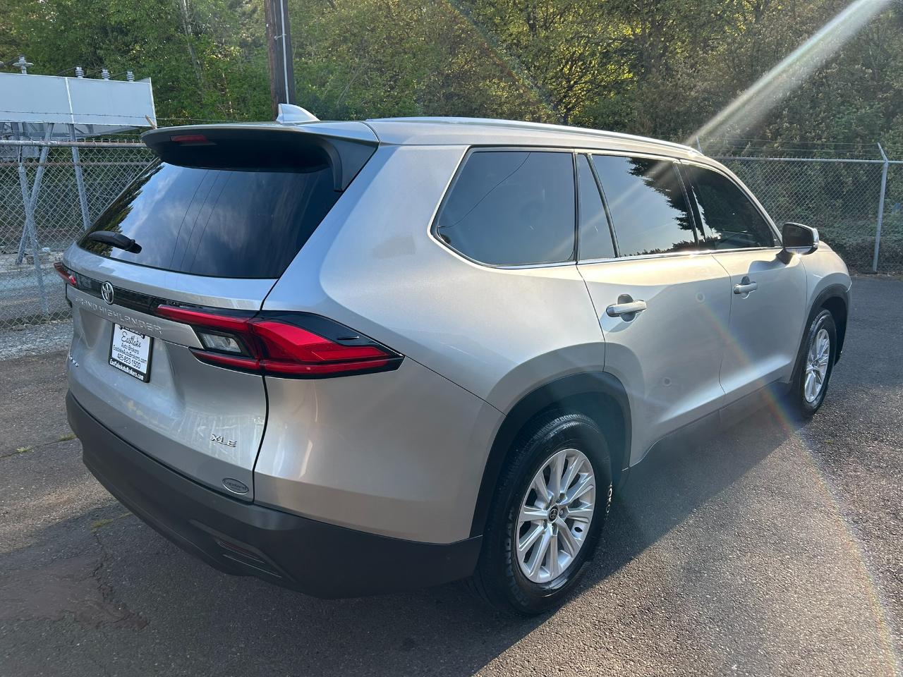 Toyota Grand Highlander Hybrid XLE AWD 2024