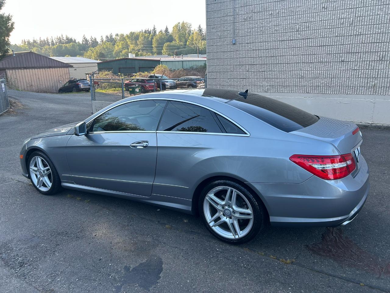 Mercedes-Benz E-Class E550 Coupe 2011