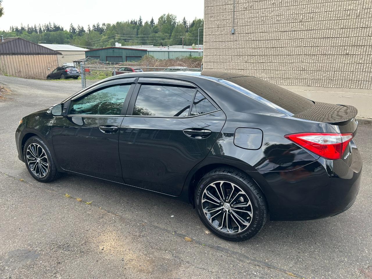 Toyota Corolla S Premium CVT 2015