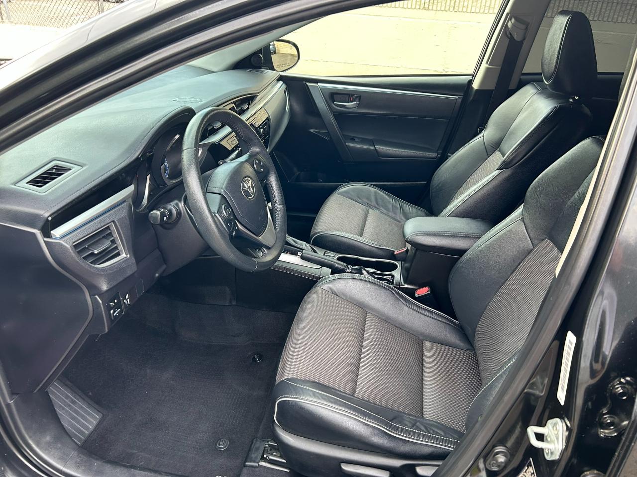 Toyota Corolla S Premium CVT 2015
