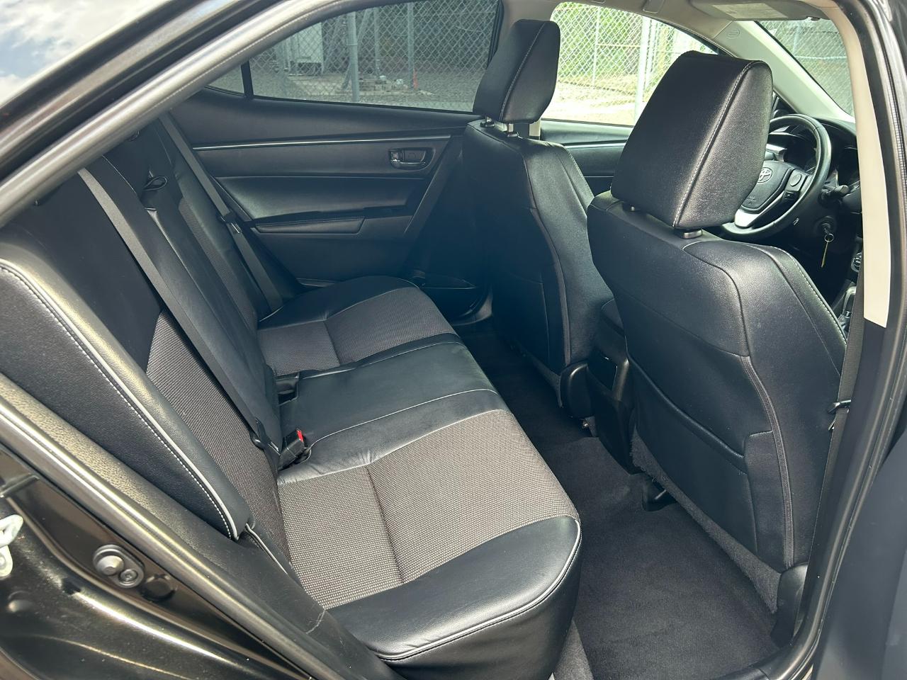Toyota Corolla S Premium CVT 2015