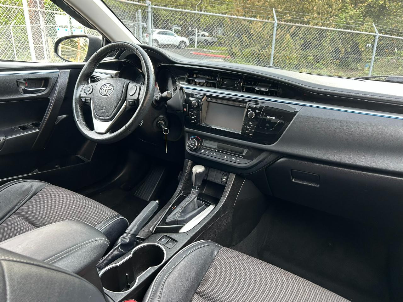 Toyota Corolla S Premium CVT 2015