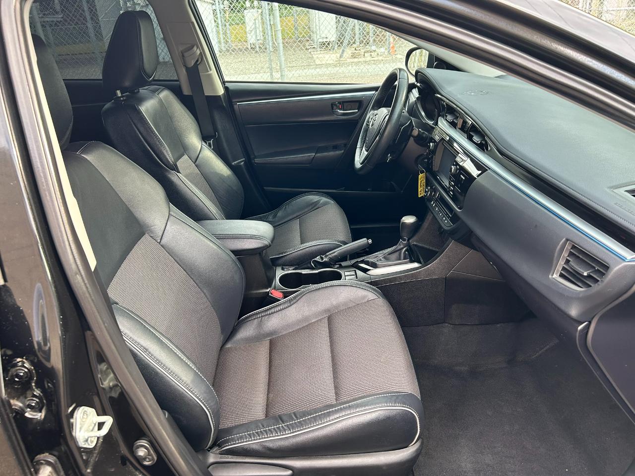 Toyota Corolla S Premium CVT 2015
