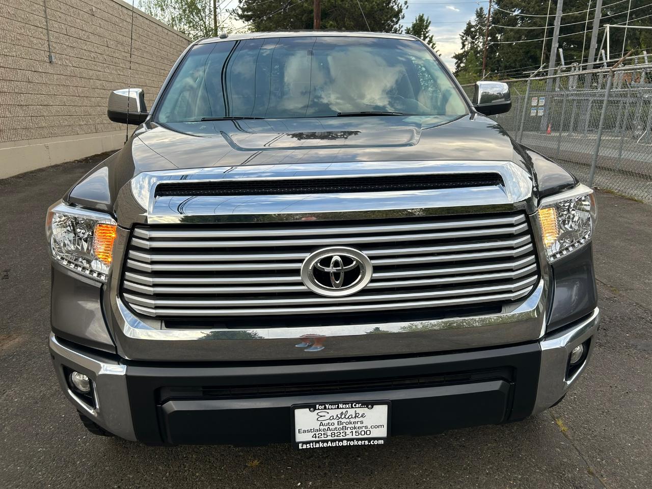 Toyota Tundra Limited 5.7L FFV Double Cab 4WD 2014