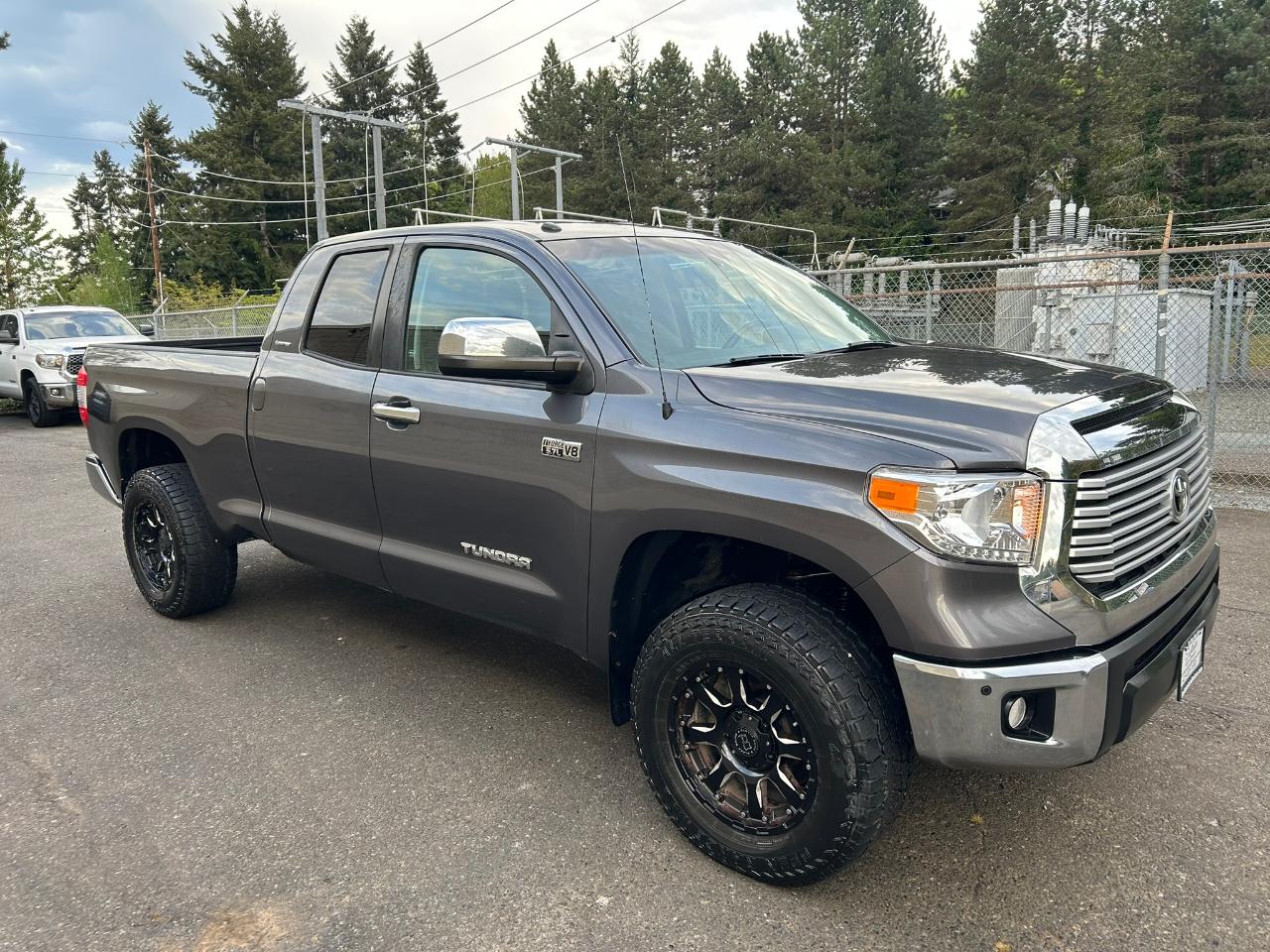 Toyota Tundra Limited 5.7L FFV Double Cab 4WD 2014