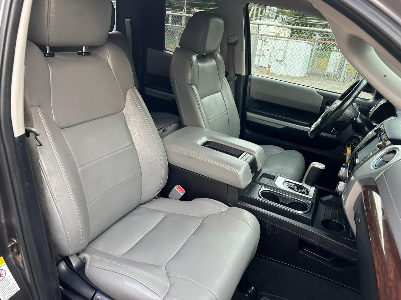 Toyota Tundra Limited 5.7L FFV Double Cab 4WD 2014