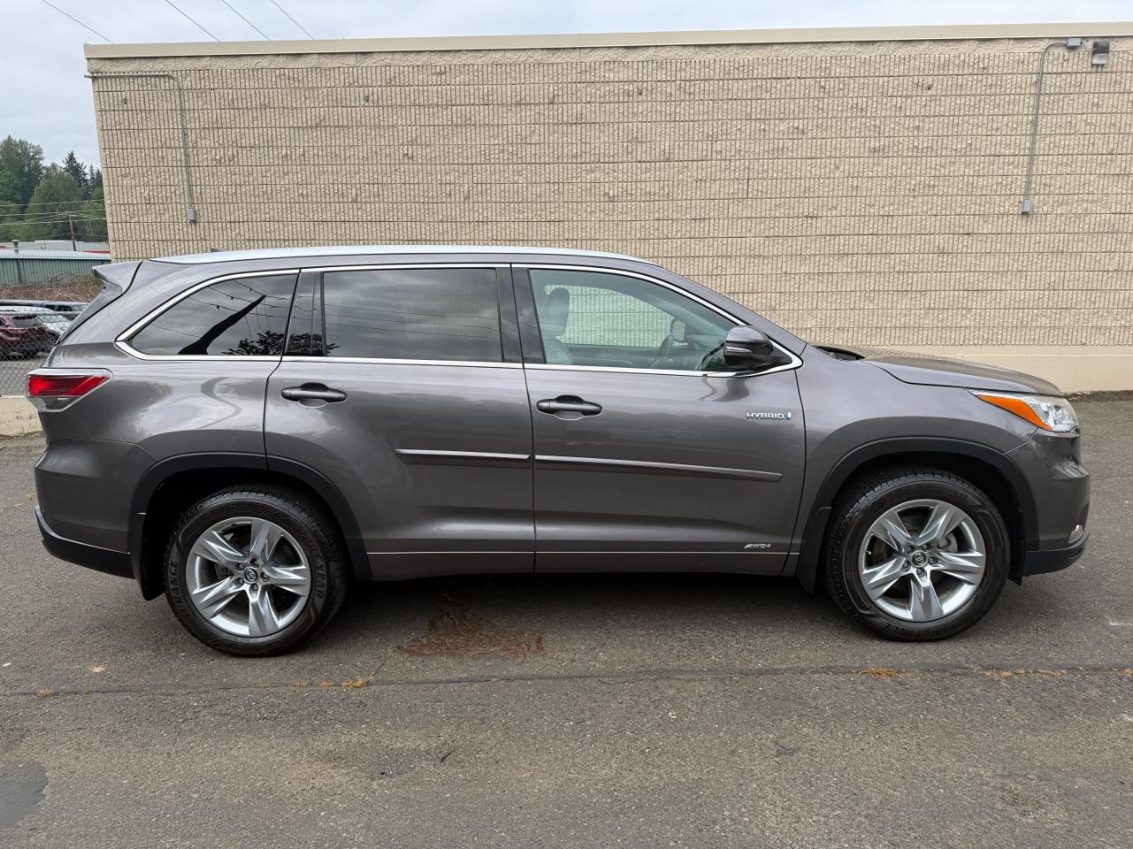Toyota Highlander Hybrid Limited AWD 2016