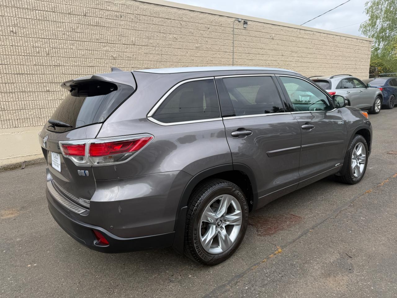 Toyota Highlander Hybrid Limited AWD 2016