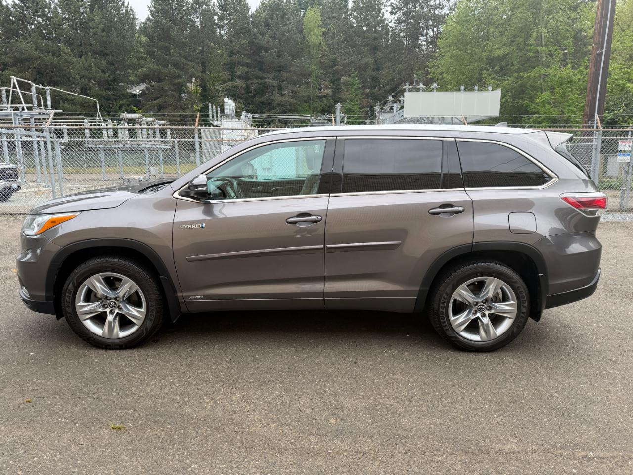 Toyota Highlander Hybrid Limited AWD 2016