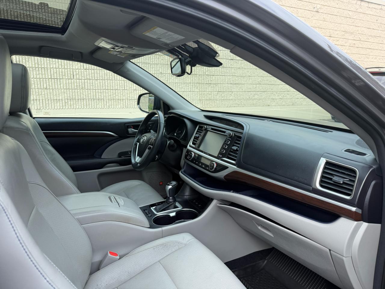 Toyota Highlander Hybrid Limited AWD 2016