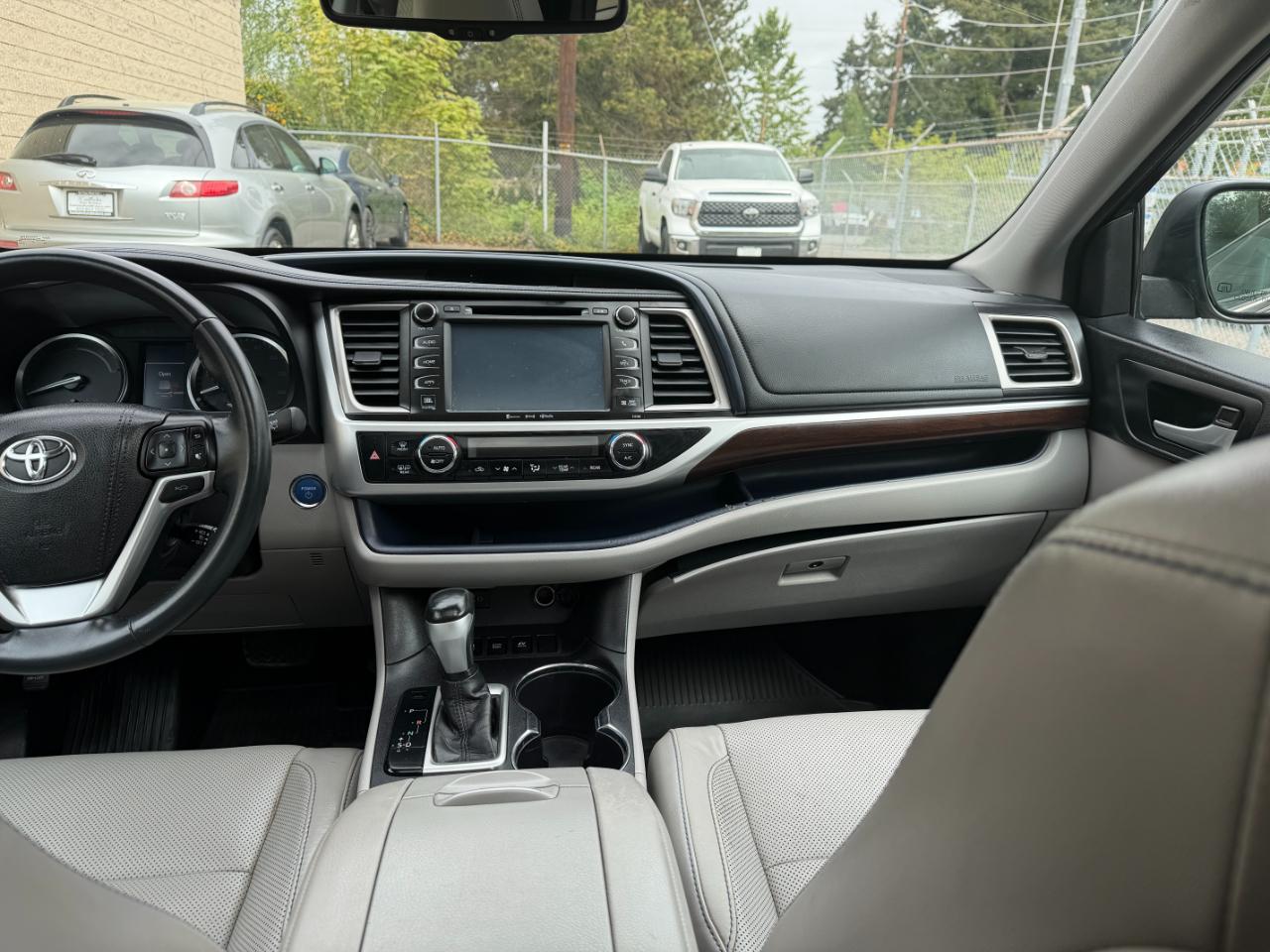Toyota Highlander Hybrid Limited AWD 2016