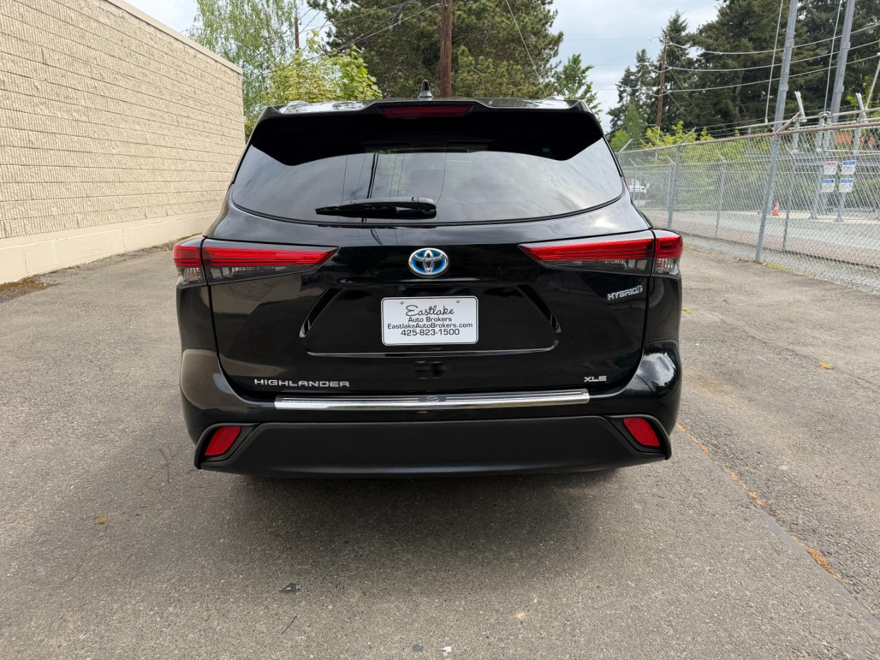 Toyota Highlander Hybrid XLE AWD 2022