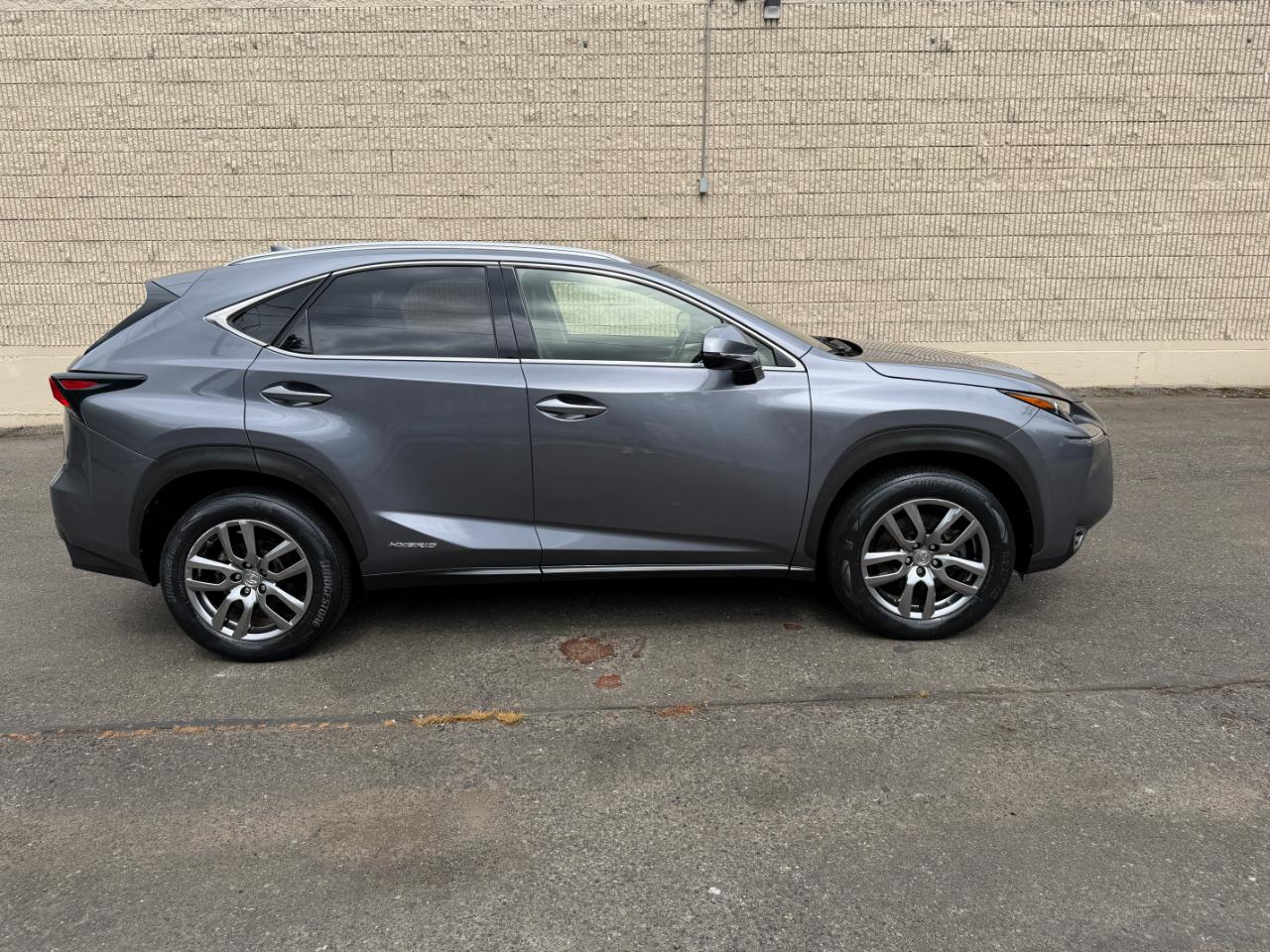 Lexus NX 300h AWD 2016