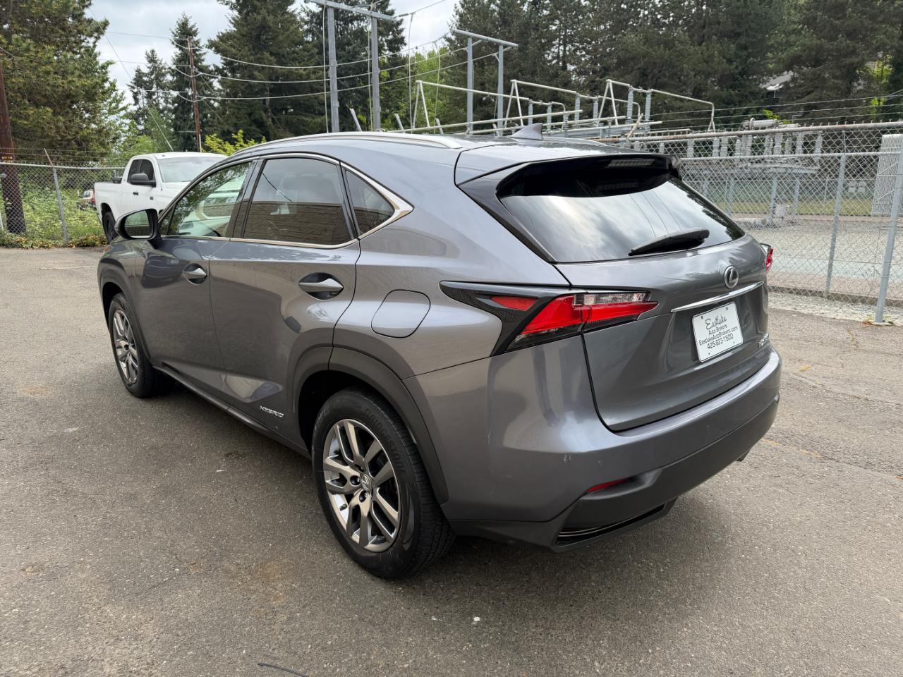 Lexus NX 300h AWD 2016