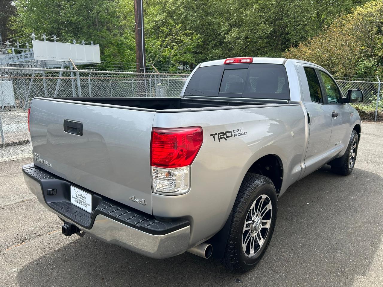 Toyota Tundra  2012