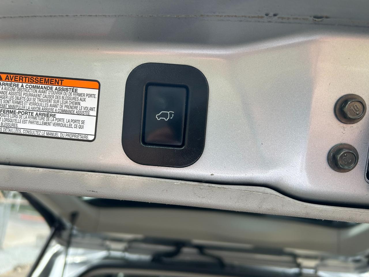Toyota Sienna XLE AWD 7-Passenger V6 2015