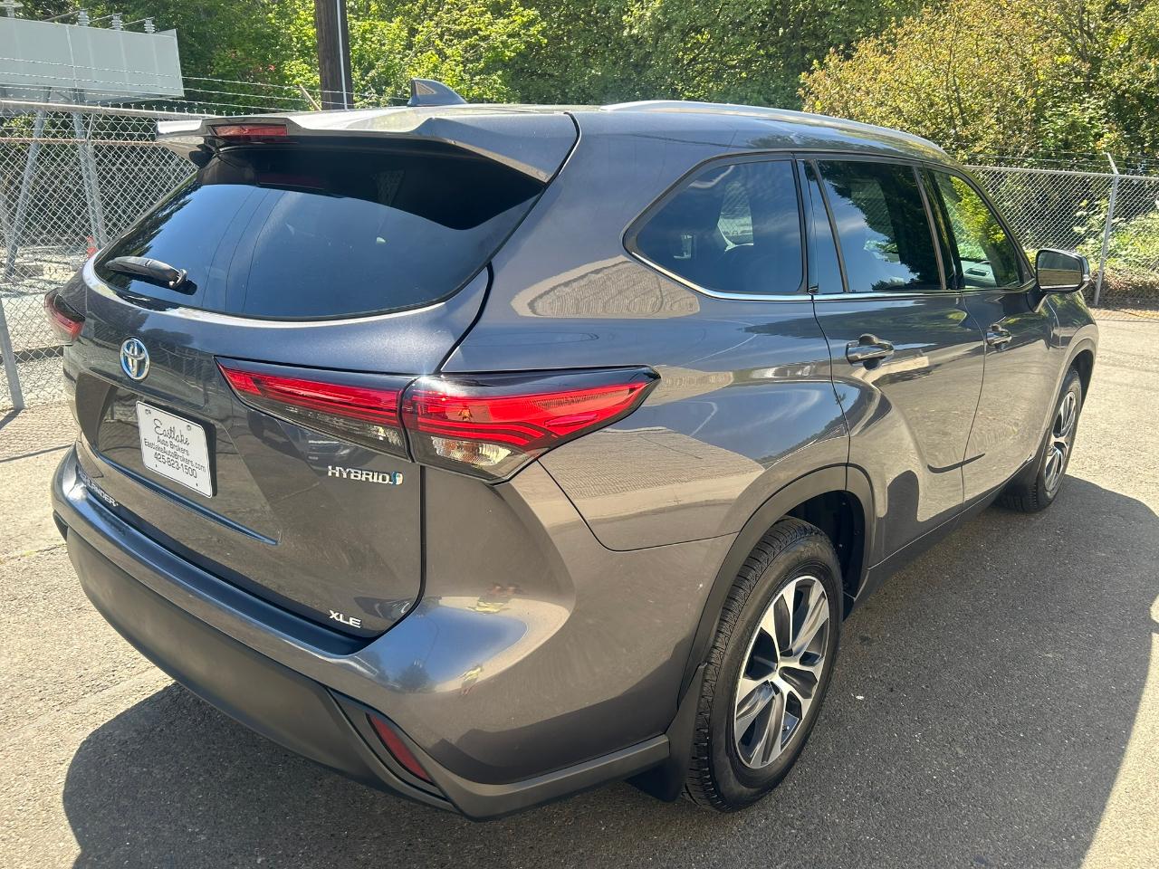 Toyota Highlander Hybrid XLE AWD 2022